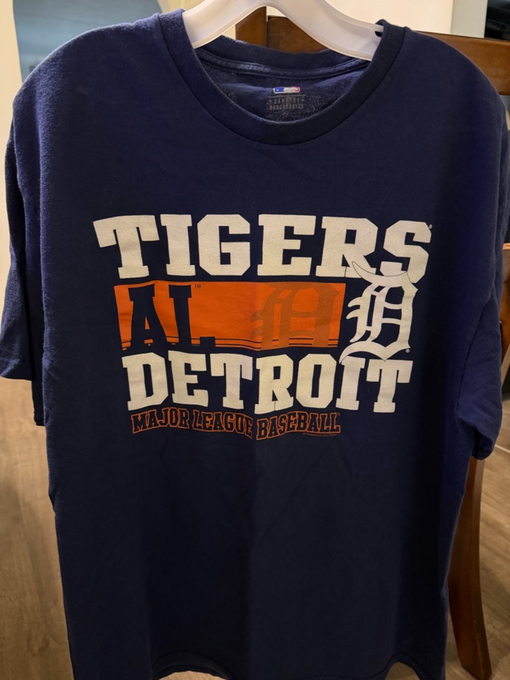 MLB Detroit Tigers Navy, White & Orange Graphic Tee